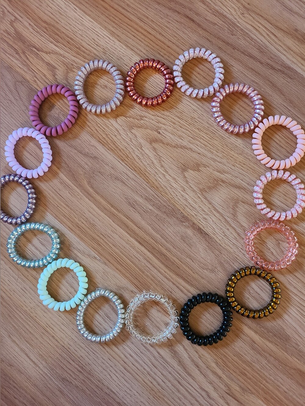 Set Of 16 Women's Coil Hair Ties